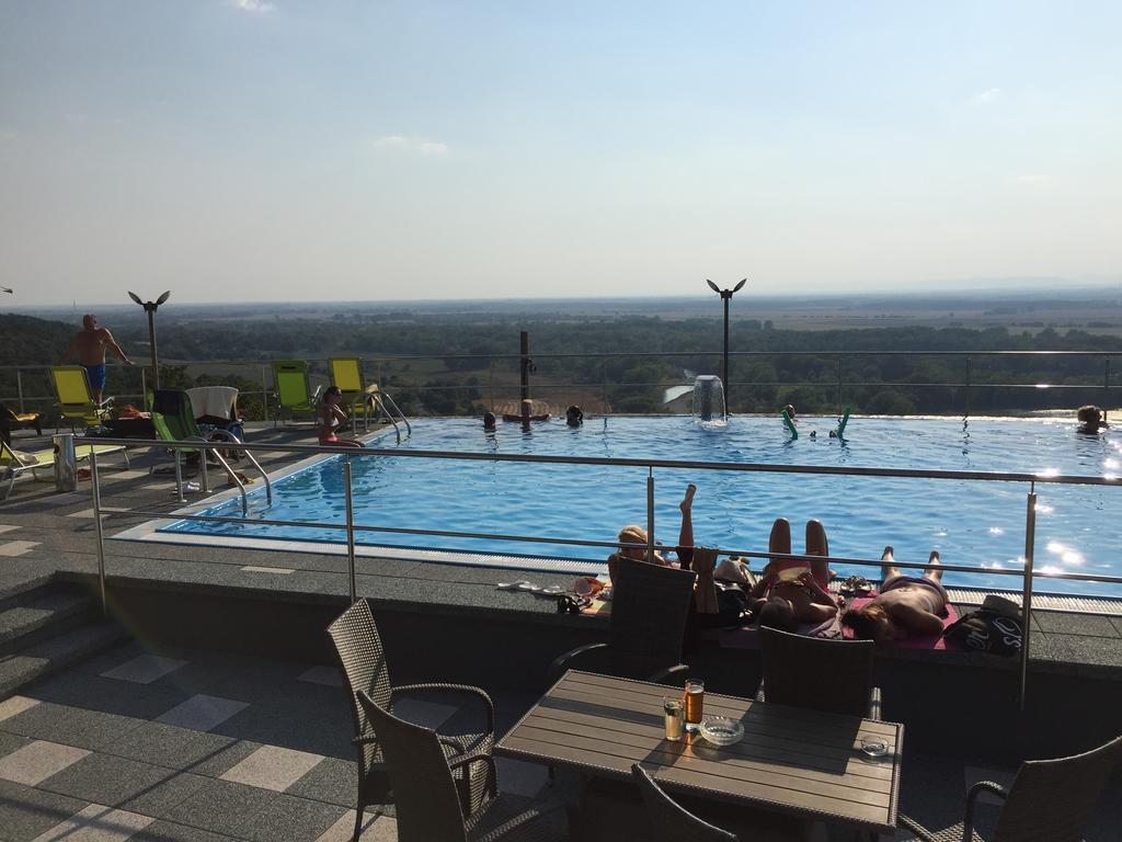 Wellness Pension Inovec Jalsove Екстер'єр фото