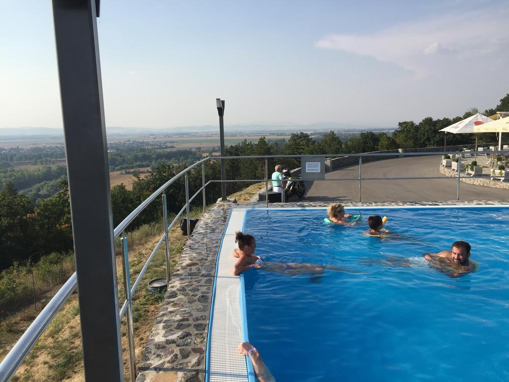 Wellness Pension Inovec Jalsove Екстер'єр фото