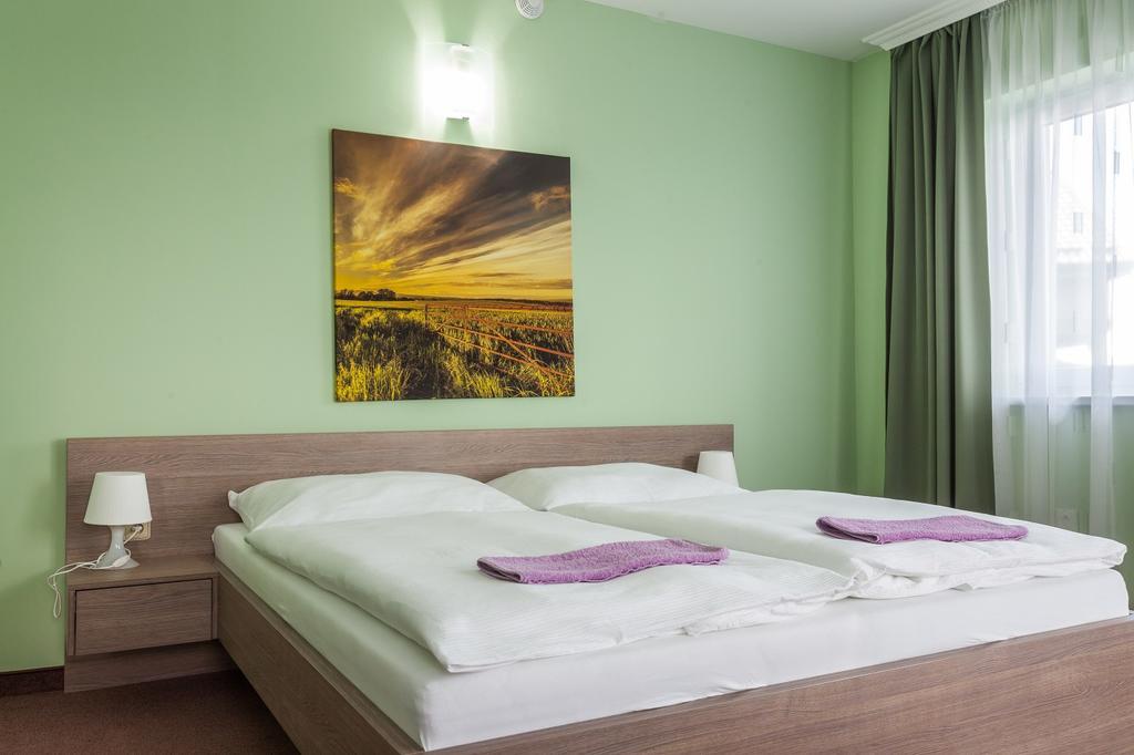 Wellness Pension Inovec Jalsove Екстер'єр фото